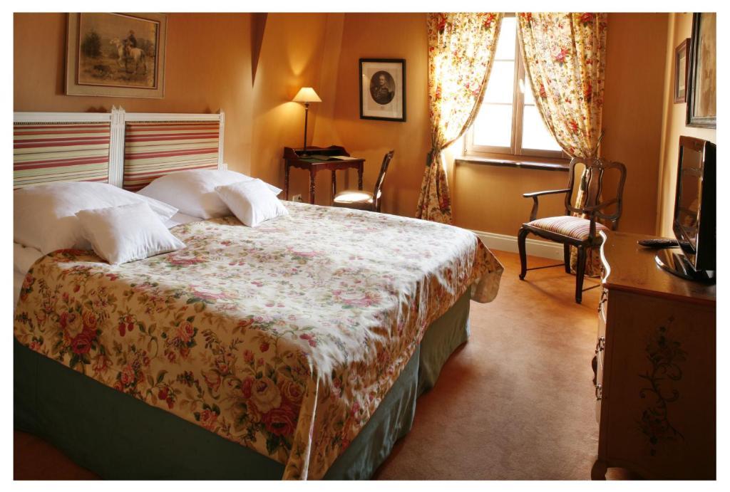 Hotel Dwór Kościuszko Kraków Pokój zdjęcie A room at the hotel