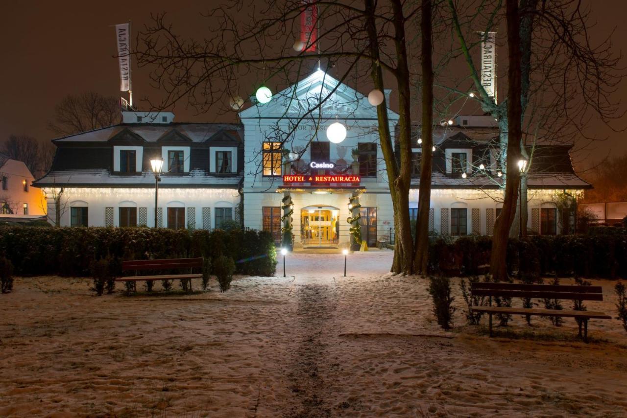 Hotel Dwór Kościuszko Kraków Zewnętrze zdjęcie The station building